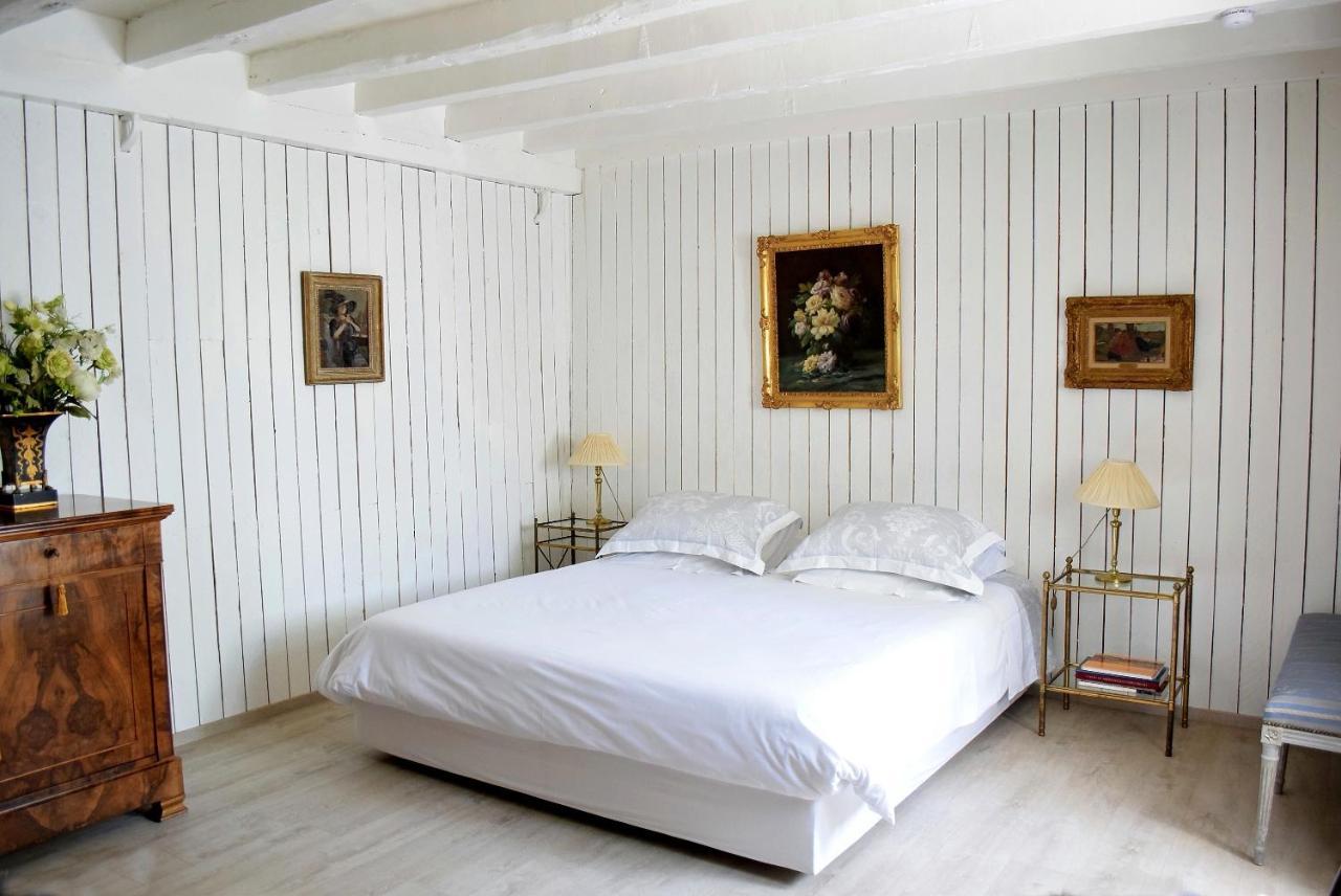 Holiday home De Charme Courjumelle